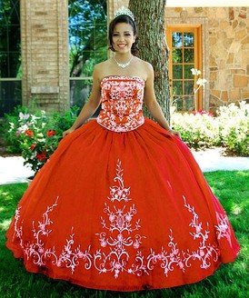 Traditional Quinceanera Dresses in Houston